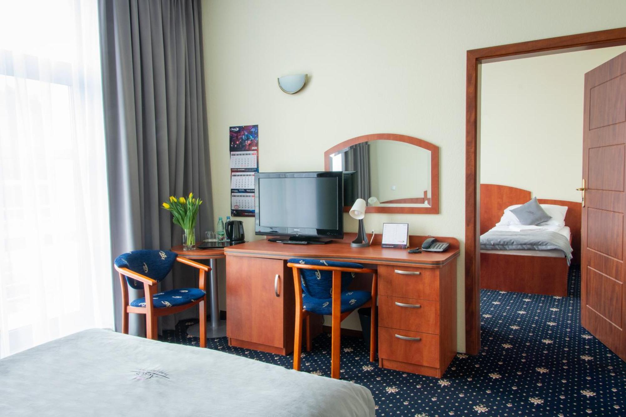 Hotel Restauracja Autos Solec Kujawski Εξωτερικό φωτογραφία